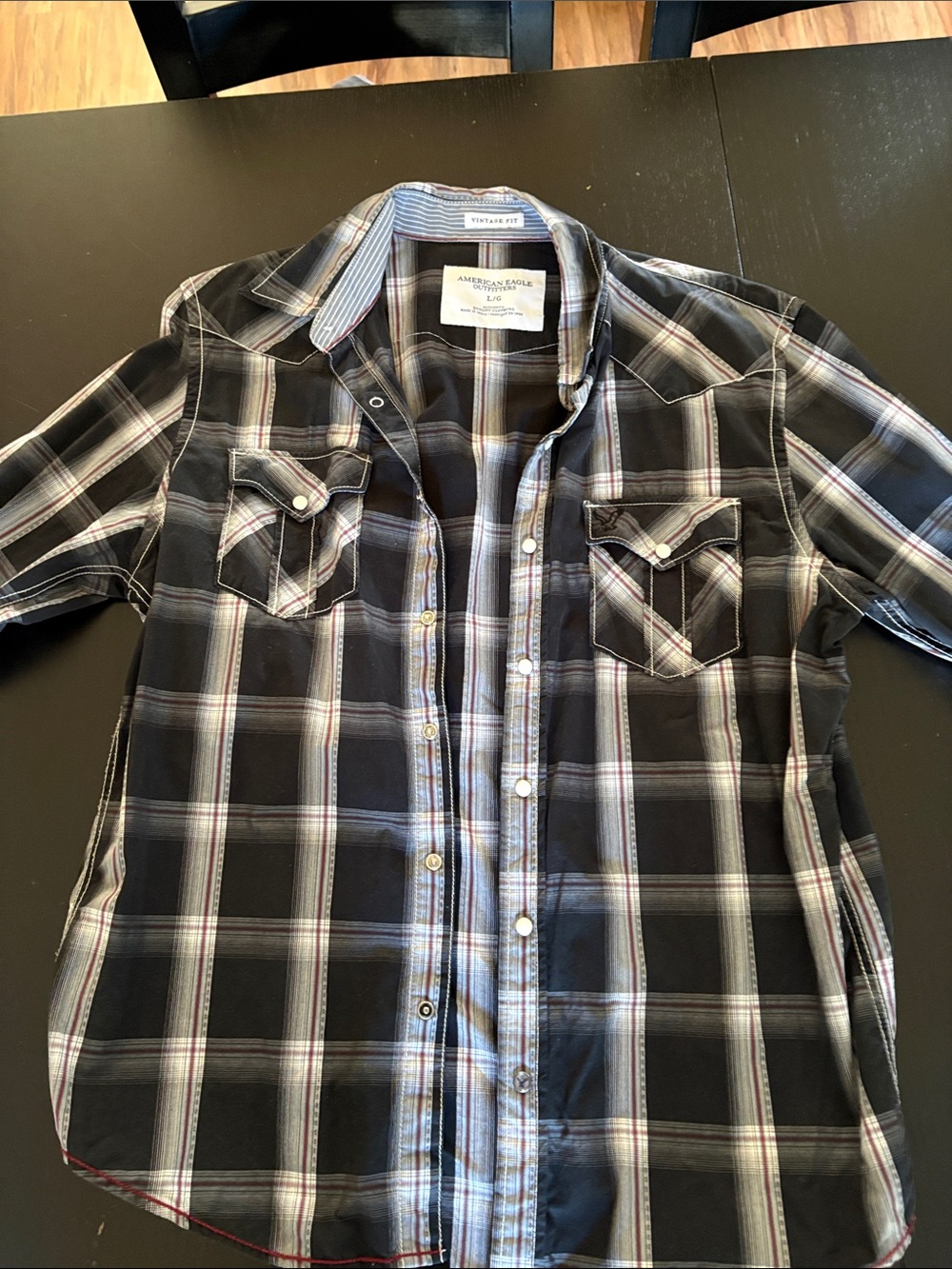 American Eagle Outfitters Black Plaid long Sleeve Button-Down Shirt